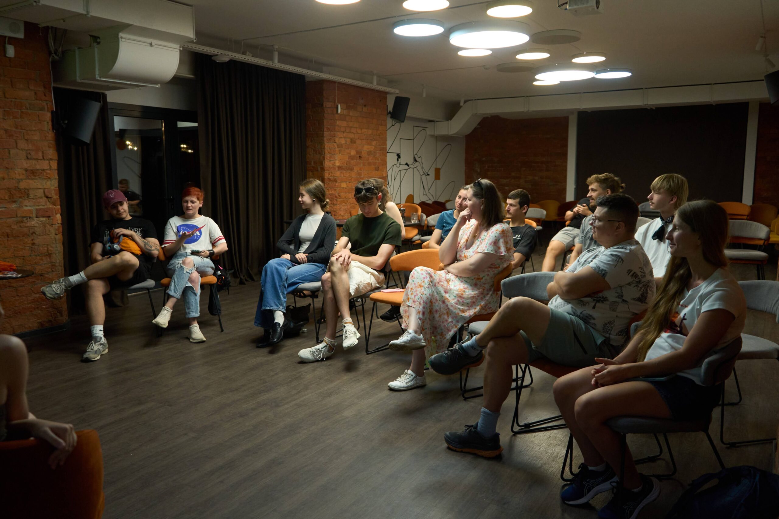 Розмовний клуб «Від будівлі до міста: архітектура, простір дій і змін, памʼять». Як харків’яни дискутують про міське середовище?